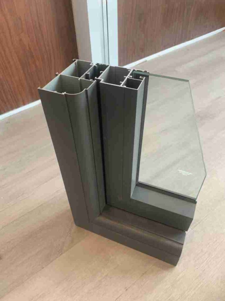 Nhôm Xingfa và ứng dụng thực tiễn trong cuộc sống 6 Nhôm Xingfa và ứng dụng thực tiễn trong cuộc sống